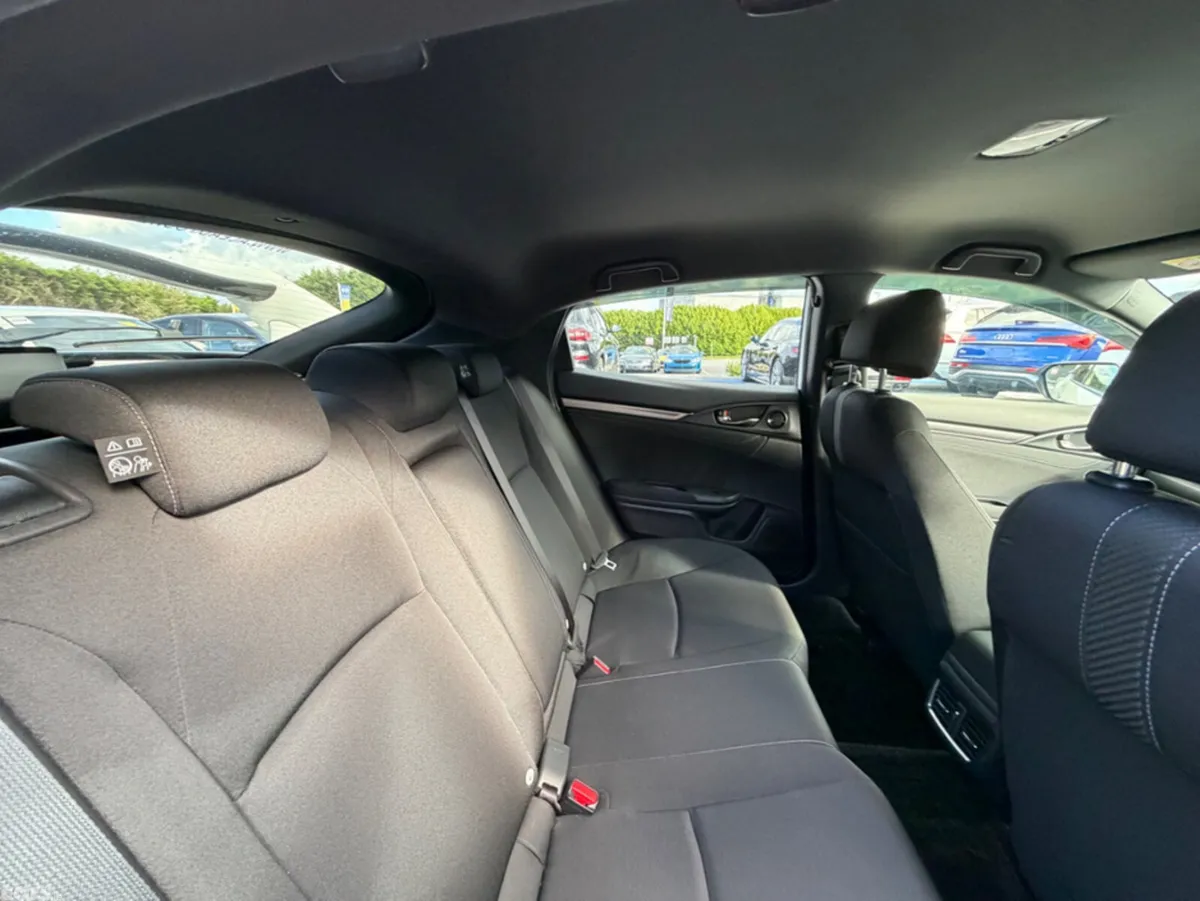 Honda Civic Hatchback, Petrol, 2019, White