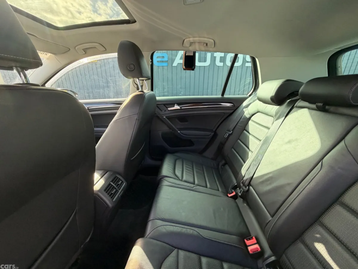 Volkswagen Golf Hatchback, Diesel, 2017, Grey