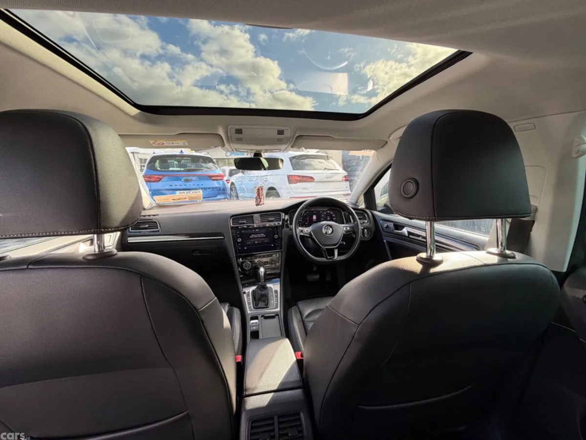 Volkswagen Golf Hatchback, Diesel, 2017, Grey