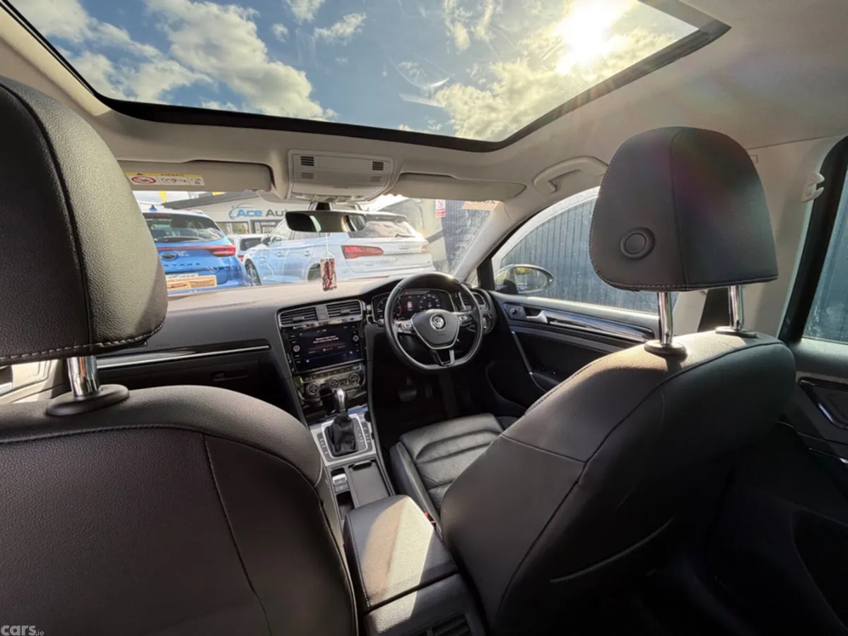 Volkswagen Golf Hatchback, Diesel, 2017, Grey
