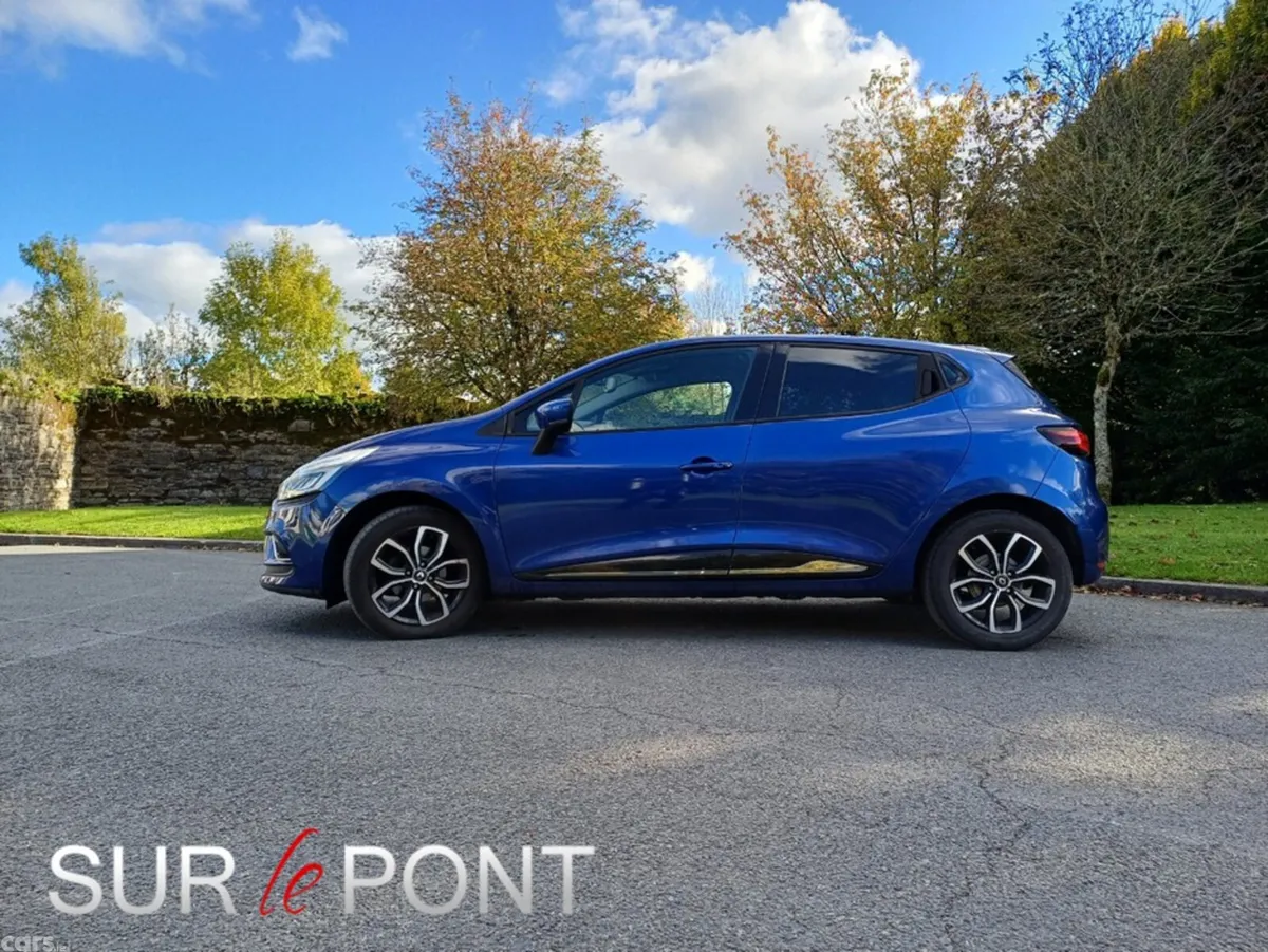 Renault Clio Hatchback, Petrol, 2018, Blue