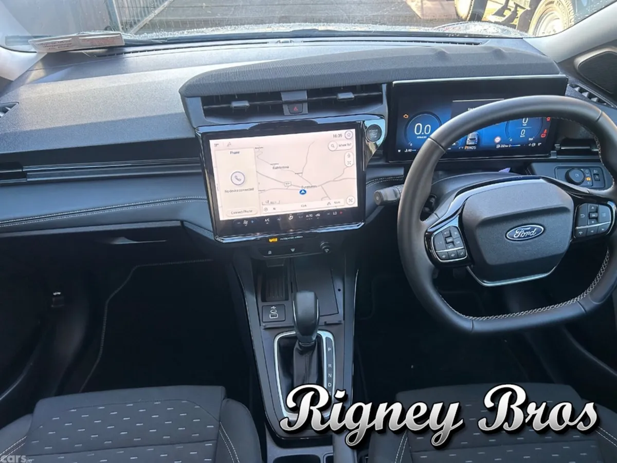Ford Puma MPV, Petrol Hybrid, 2024, Grey