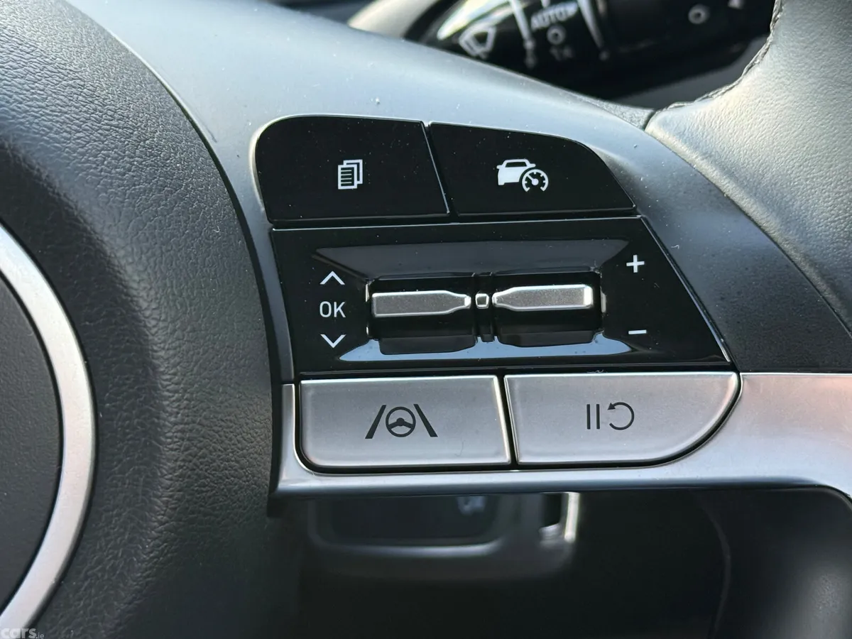 Hyundai Tucson SUV, Diesel, 2022, Blue