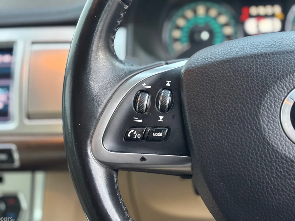 Jaguar XF Saloon, Diesel, 2012, Blue