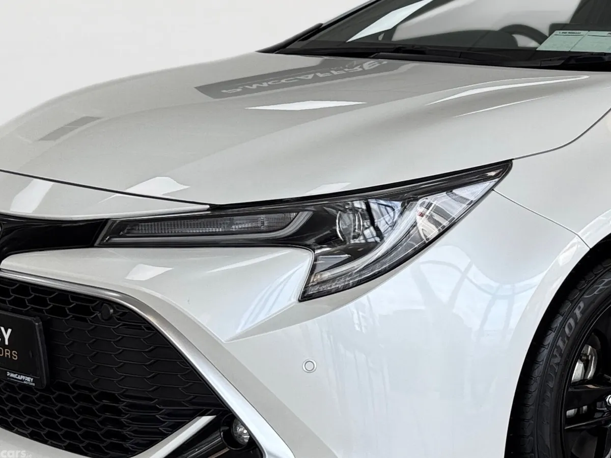 Toyota Corolla Hatchback, Petrol Hybrid, 2021, White