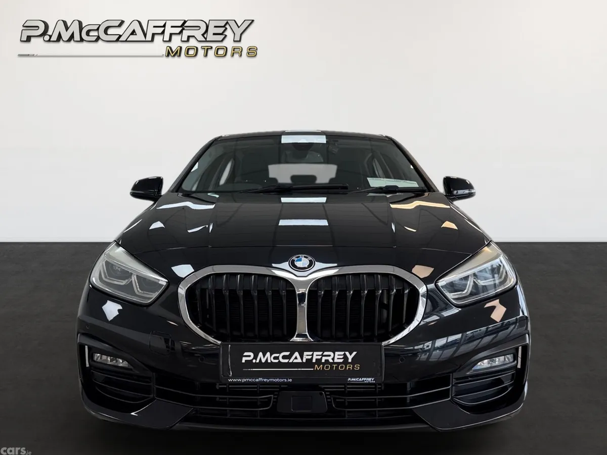 BMW 1-Series Hatchback, Diesel, 2021, Black