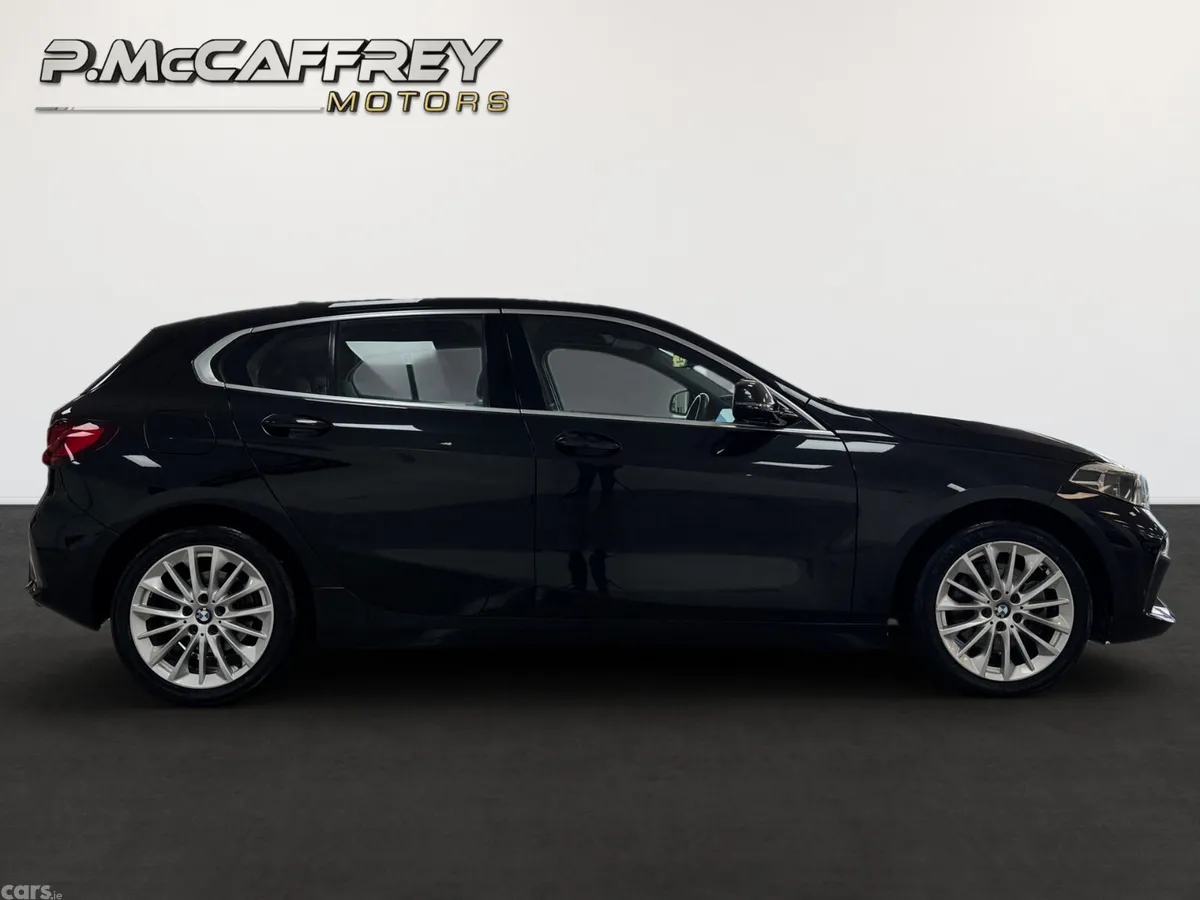 BMW 1-Series Hatchback, Diesel, 2021, Black