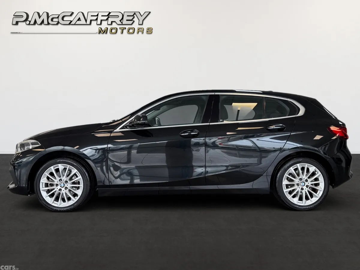 BMW 1-Series Hatchback, Diesel, 2021, Black