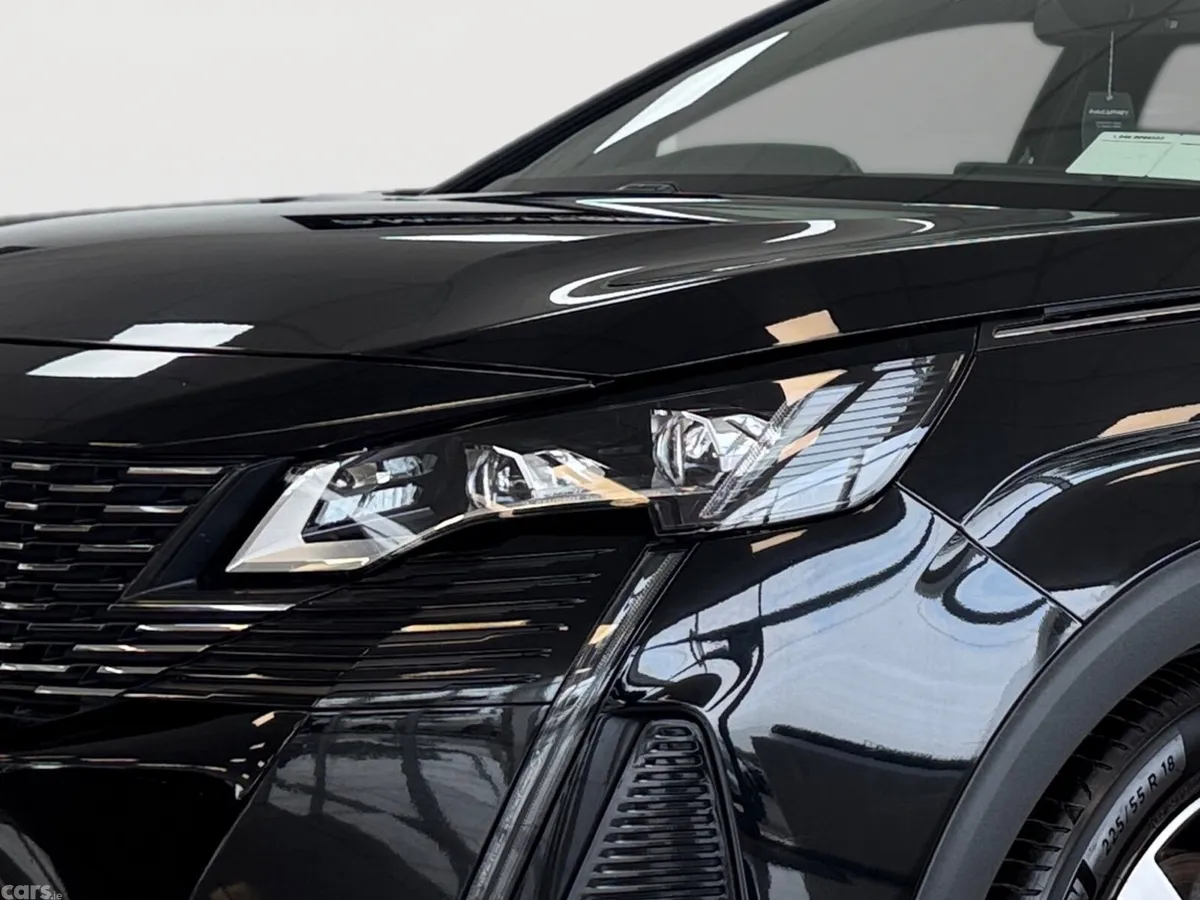 Peugeot 3008 SUV, Petrol Plug-in Hybrid, 2021, Black