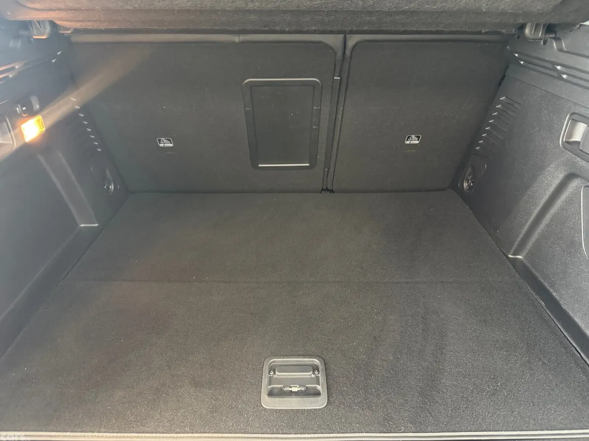 Peugeot 3008 SUV, Petrol Plug-in Hybrid, 2021, Black
