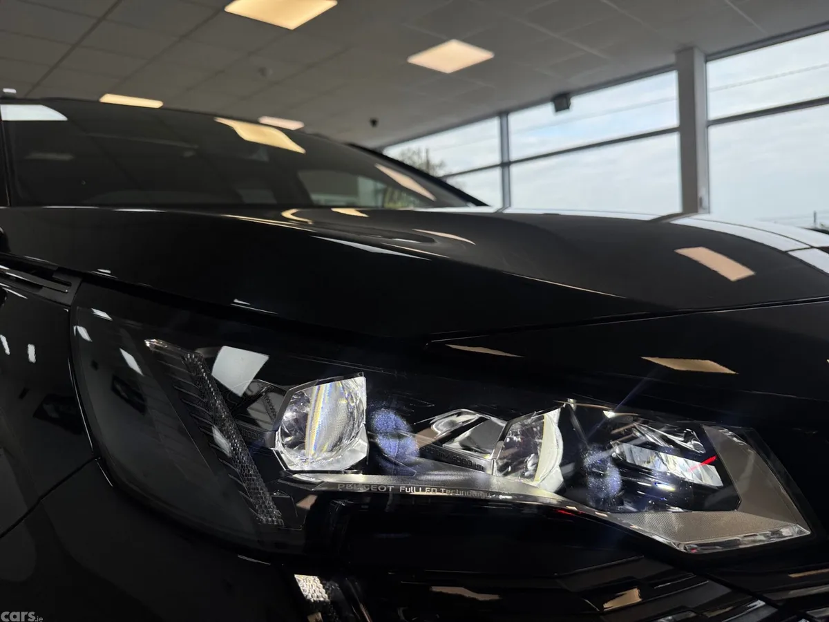 Peugeot 3008 SUV, Petrol Plug-in Hybrid, 2021, Black