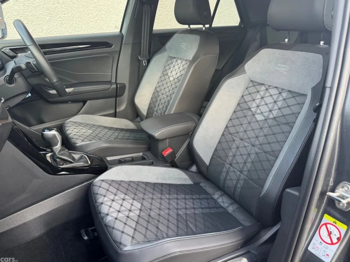 Volkswagen T-Roc SUV, Diesel, 2025, Grey