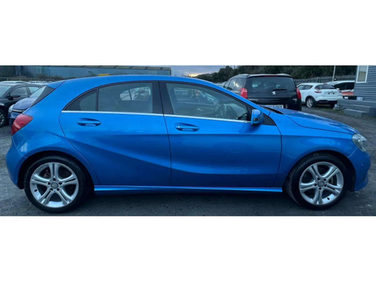 Mercedes-Benz A-Class Hatchback, Petrol, 2014, Blue