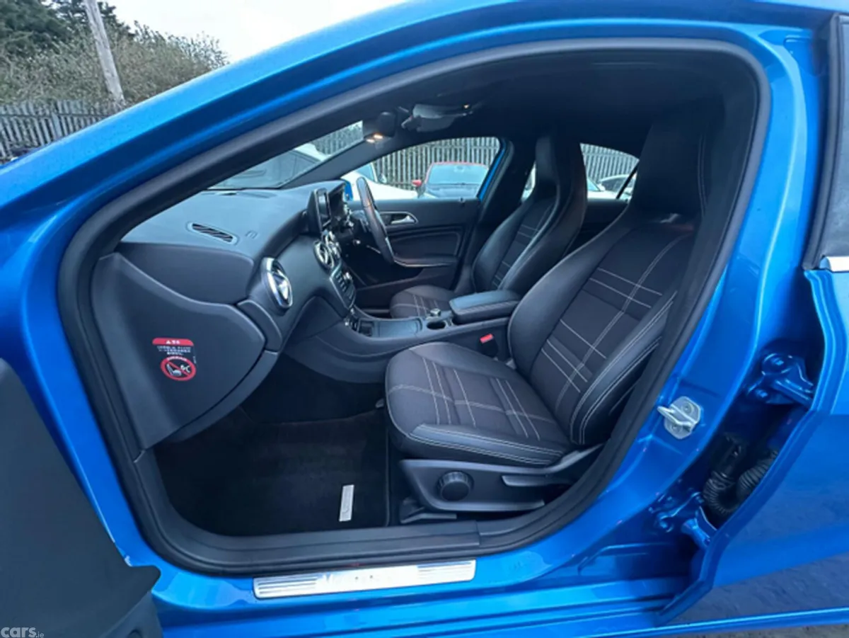Mercedes-Benz A-Class Hatchback, Petrol, 2014, Blue