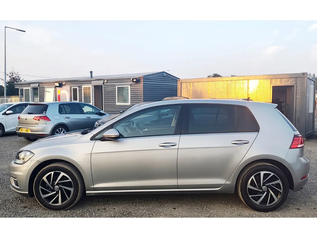 Volkswagen Golf Hatchback, Diesel, 2019, Silver