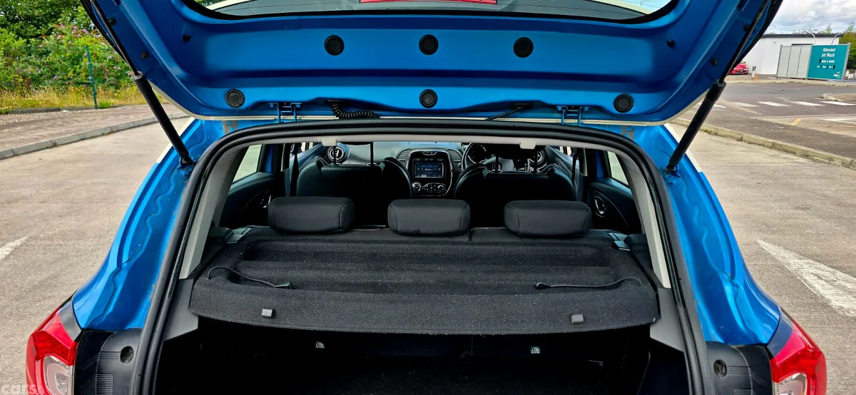 Renault Captur Hatchback, Diesel, 2015, Blue