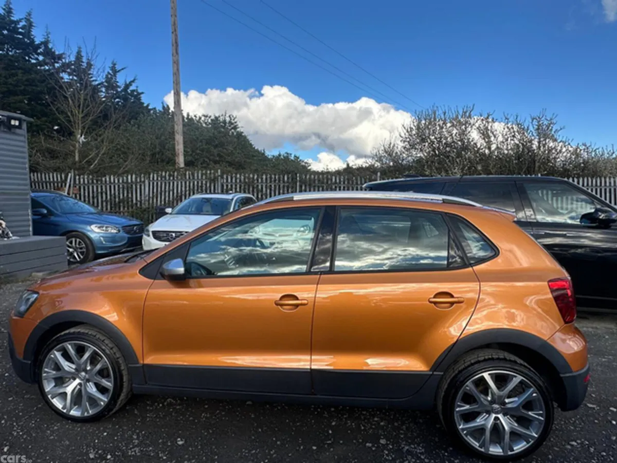 Volkswagen Polo Hatchback, Petrol, 2016, Orange
