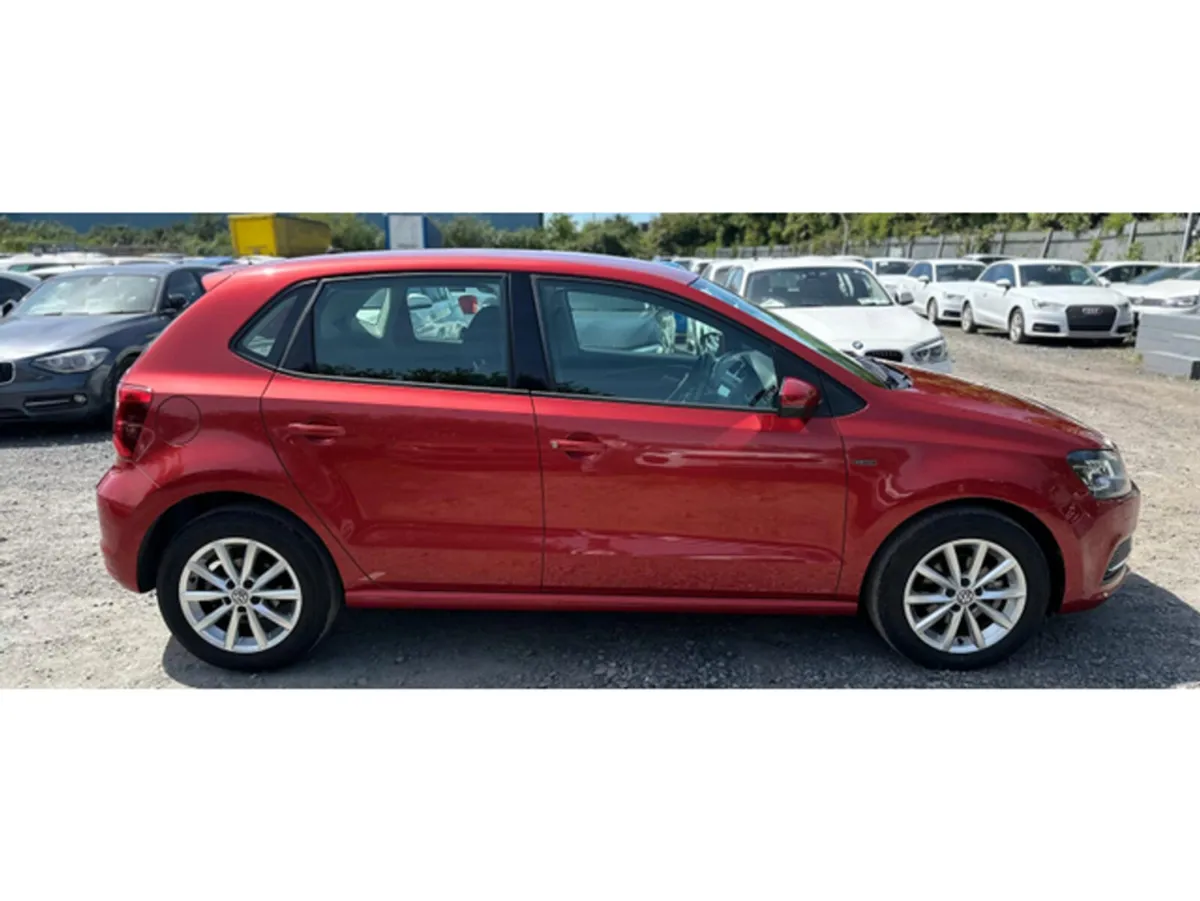Volkswagen Polo Hatchback, Petrol, 2015, Red