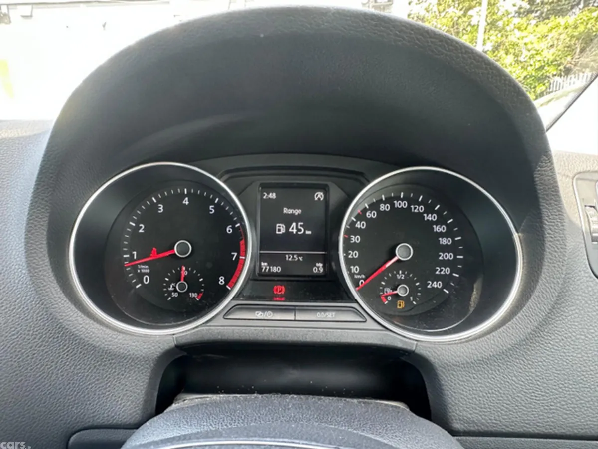 Volkswagen Polo Hatchback, Petrol, 2015, Red