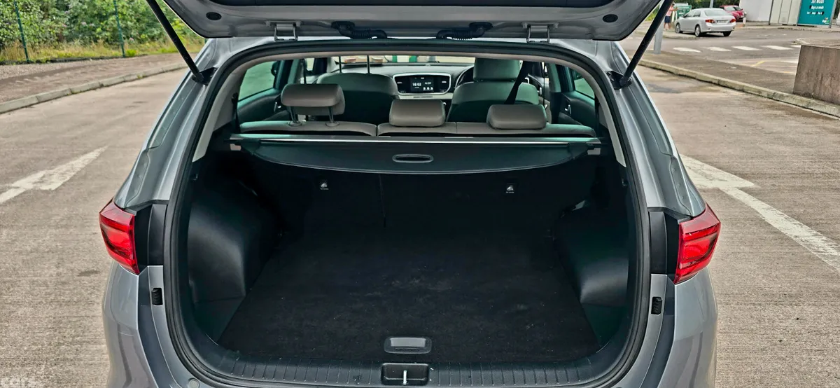 Kia Sportage SUV, Diesel, 2020, Grey