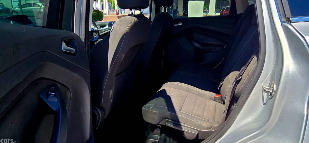 Ford Kuga SUV, Diesel, 2015, Silver