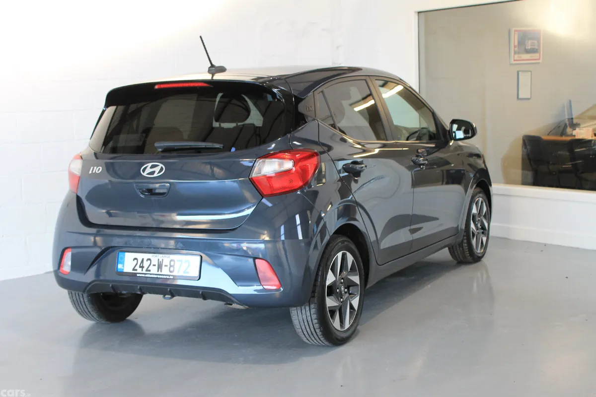 Hyundai i10 Hatchback, Petrol, 2024, Grey