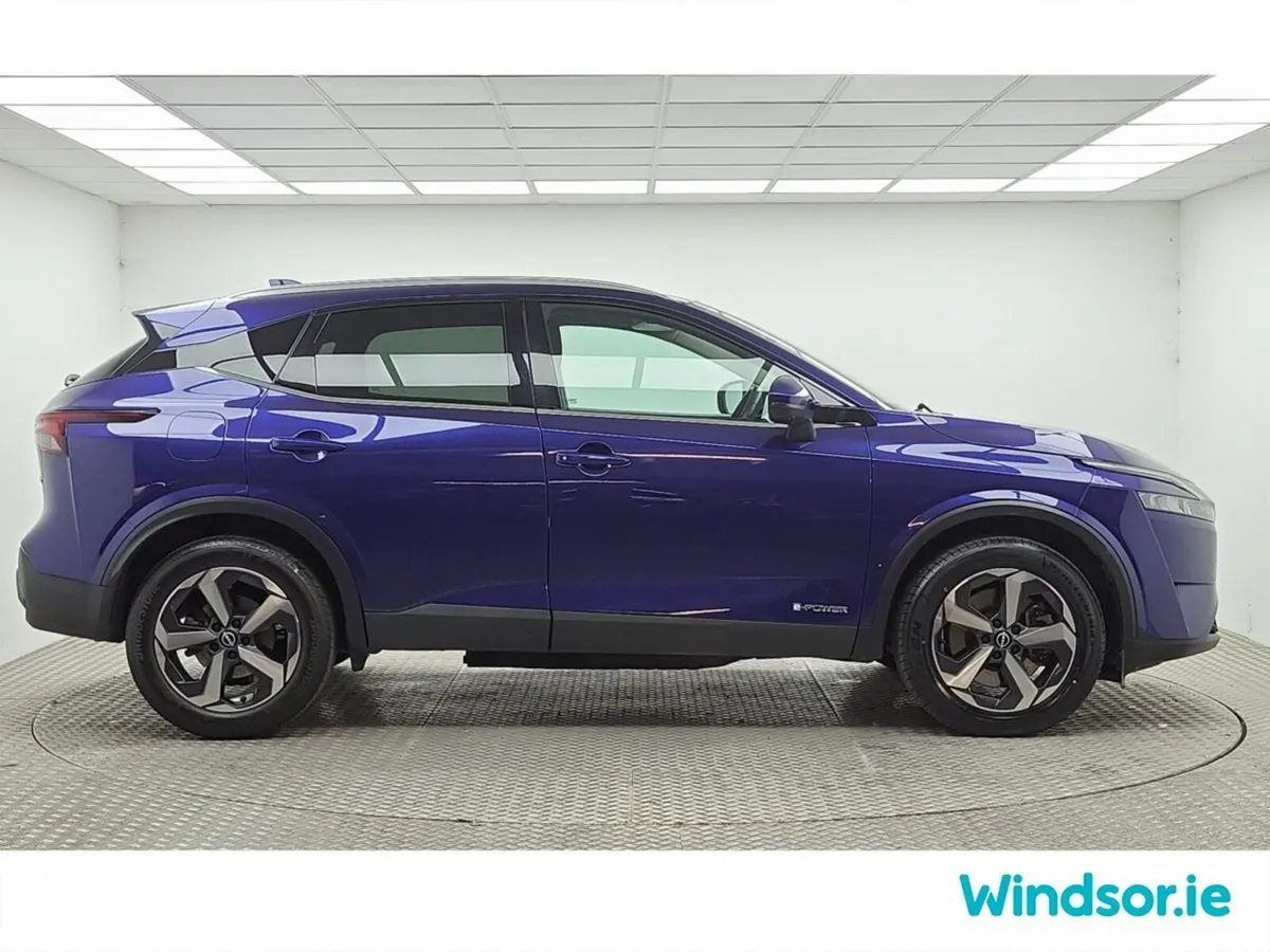 Nissan Qashqai MPV, Petrol Hybrid, 2023, Blue