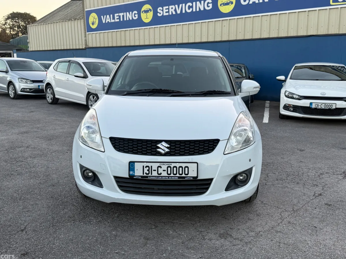 Suzuki Swift Hatchback, Petrol, 2013, White