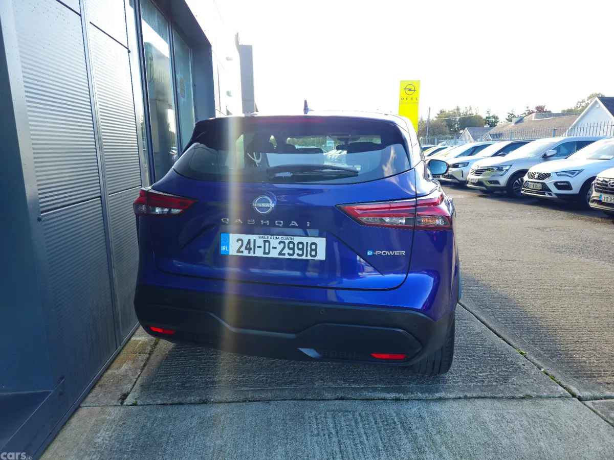 Nissan Qashqai MPV, Petrol, 2024, Blue