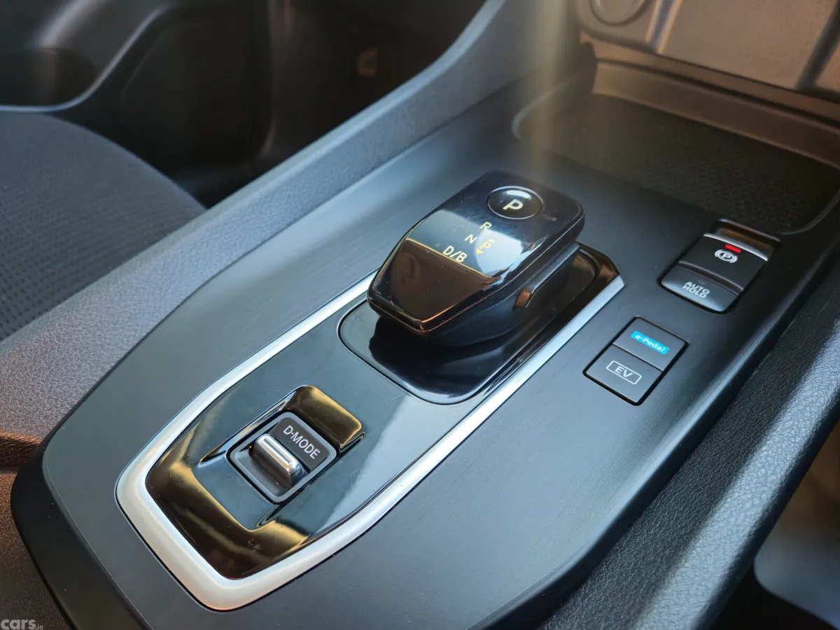 Nissan Qashqai MPV, Petrol, 2024, Blue