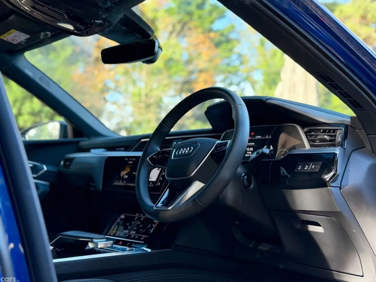 Audi Q8 e-tron SUV, Electric, 2023, Blue