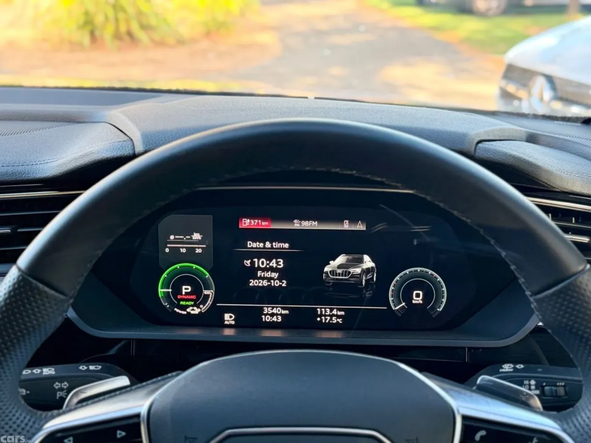 Audi Q8 e-tron SUV, Electric, 2023, Blue