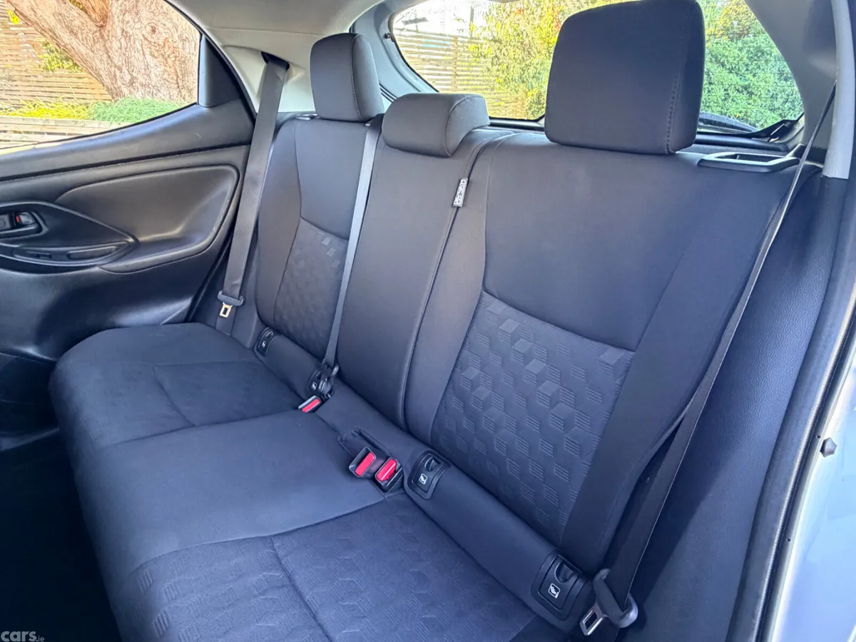 Toyota Yaris Hatchback, Petrol Hybrid, 2024, Grey