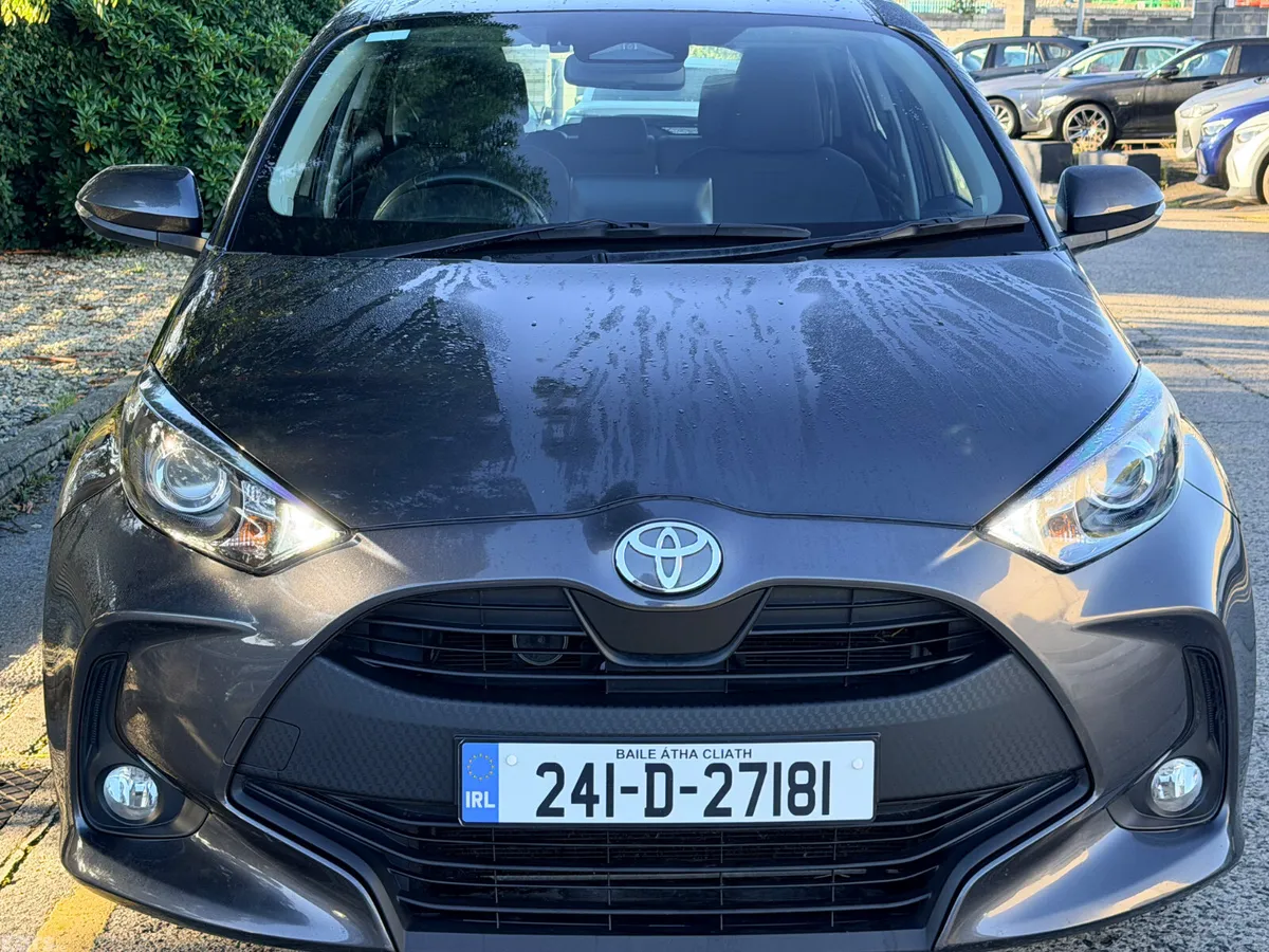 Toyota Yaris Hatchback, Petrol Hybrid, 2024, Grey