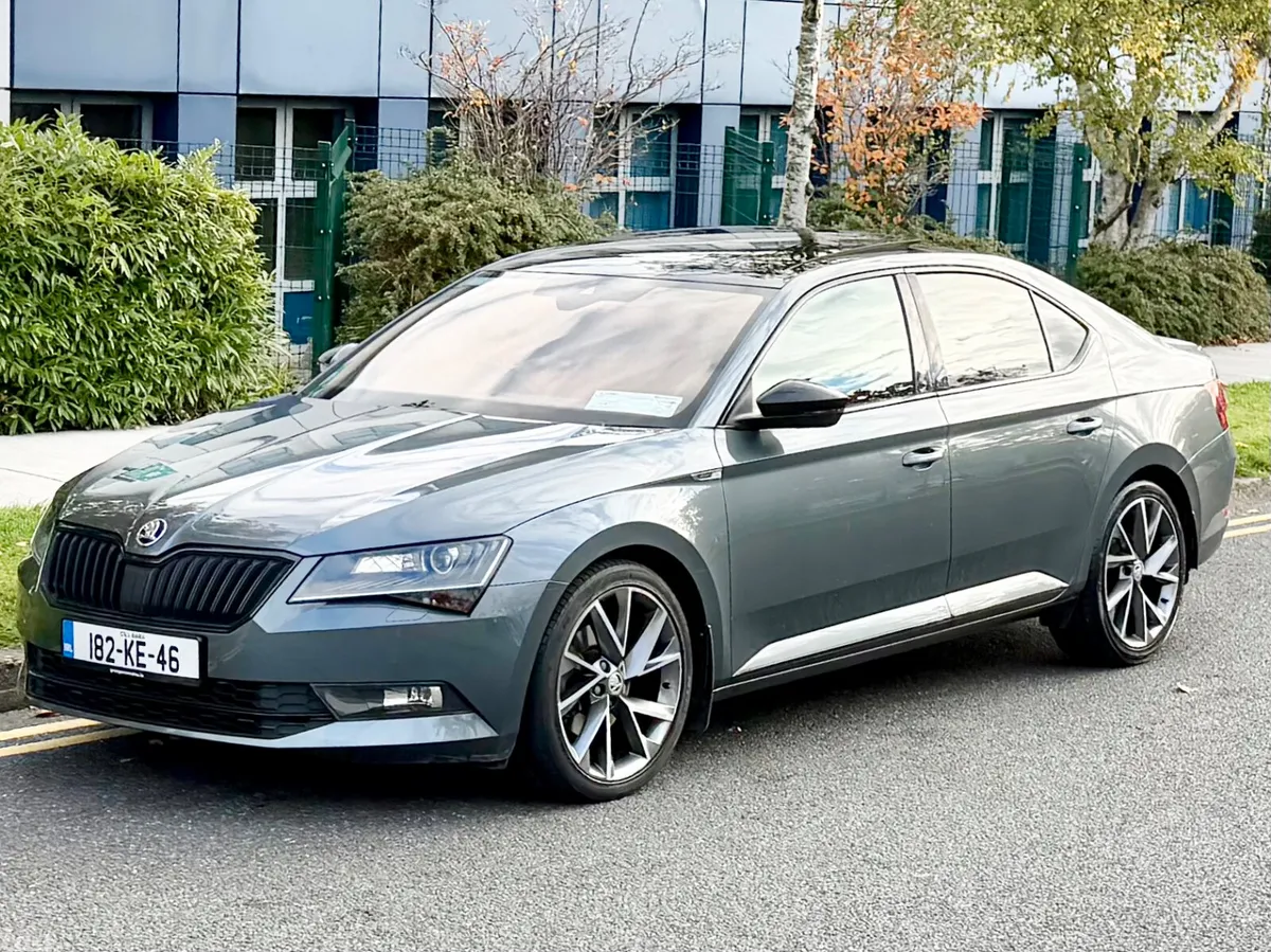 Skoda Superb Saloon, Petrol, 2018, Grey