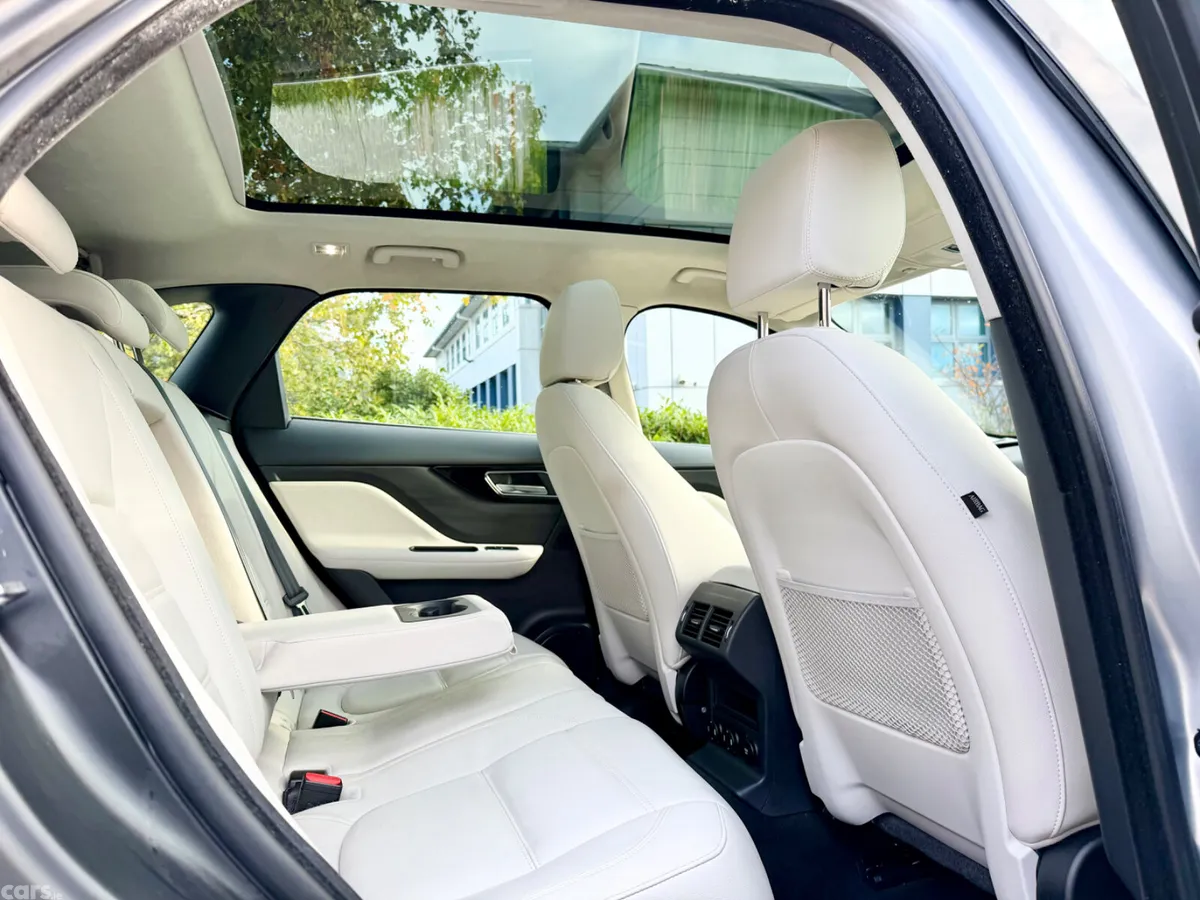 Jaguar F-Pace SUV, Diesel, 2020, Grey
