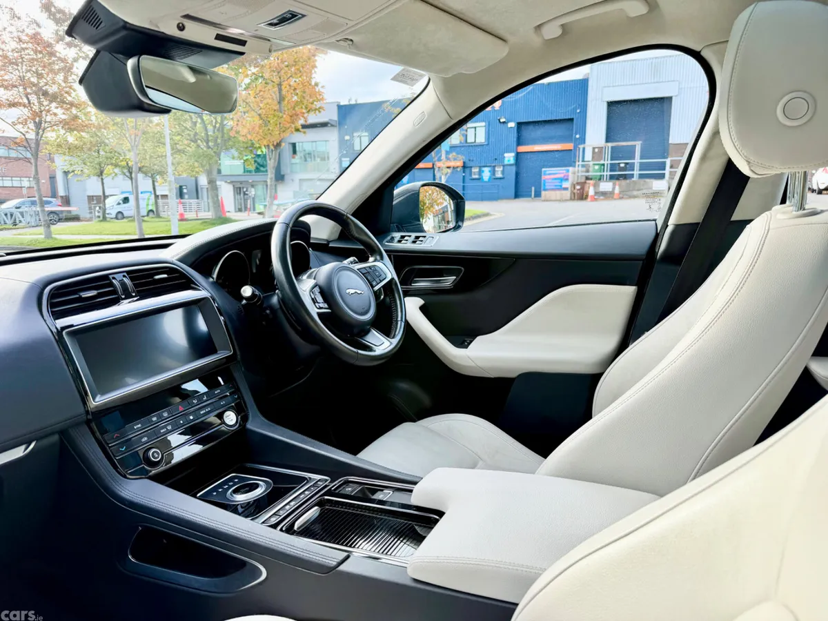 Jaguar F-Pace SUV, Diesel, 2020, Grey