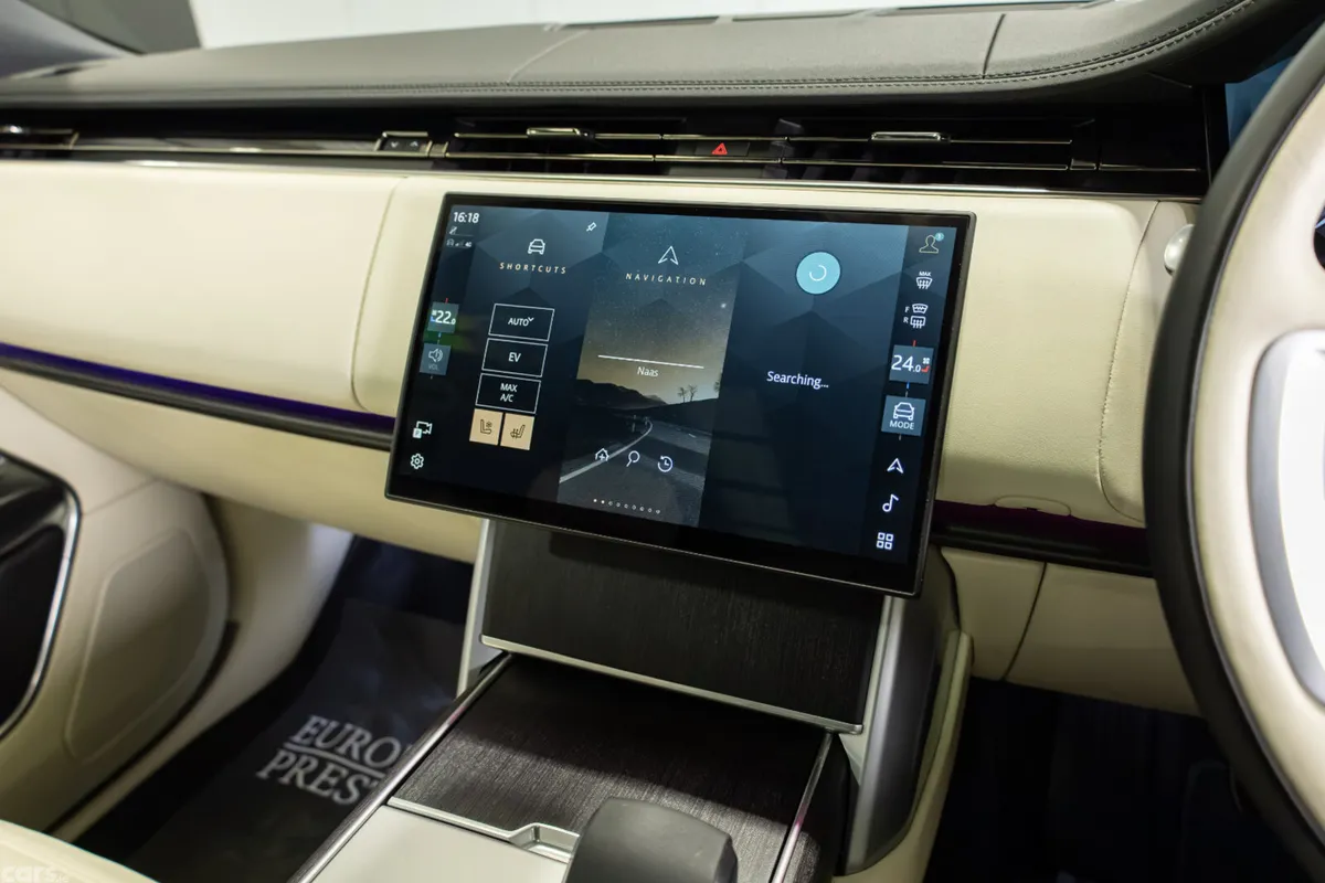 Land Rover Range Rover SUV, Petrol Plug-in Hybrid, 2024, Grey