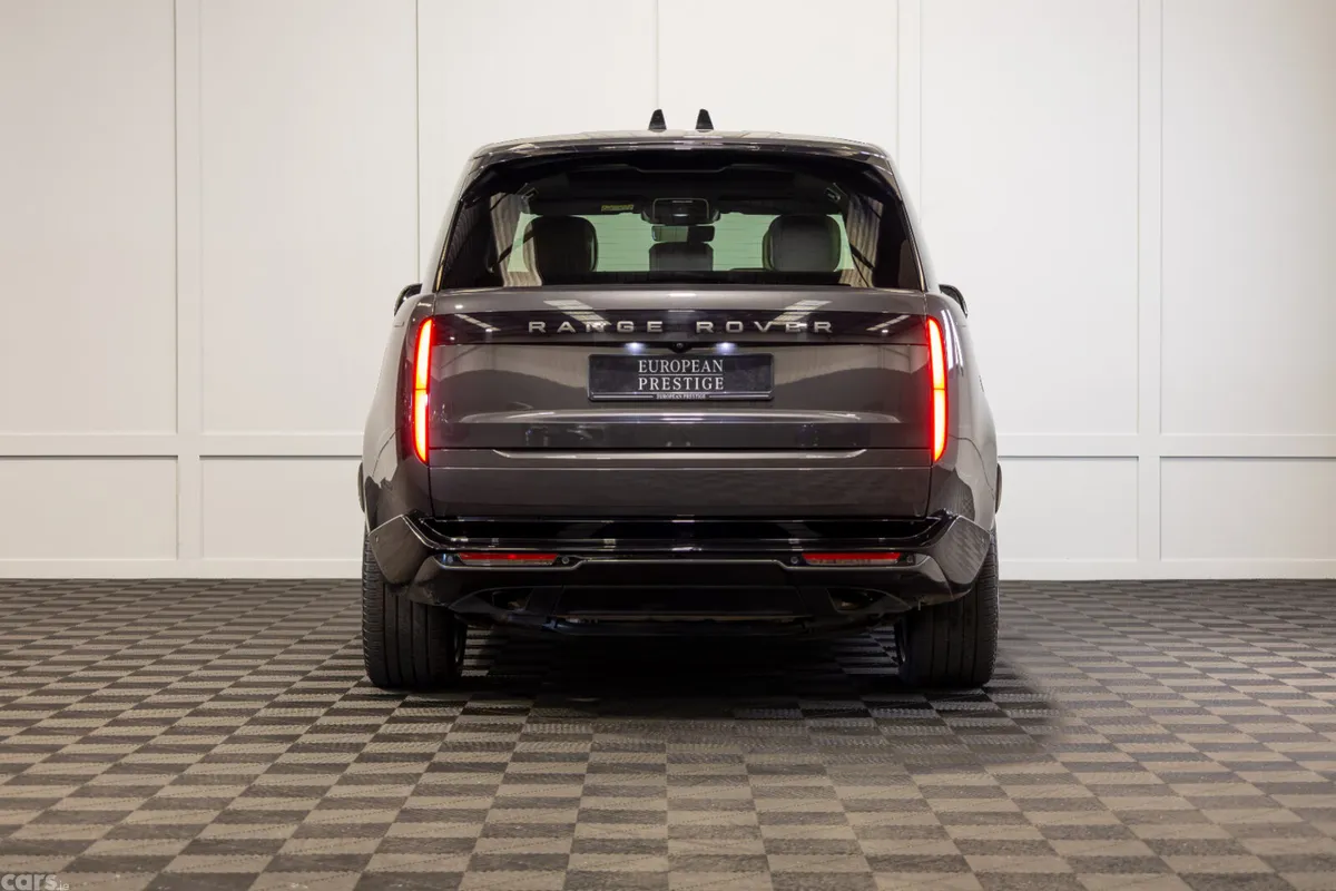 Land Rover Range Rover SUV, Petrol Plug-in Hybrid, 2024, Grey