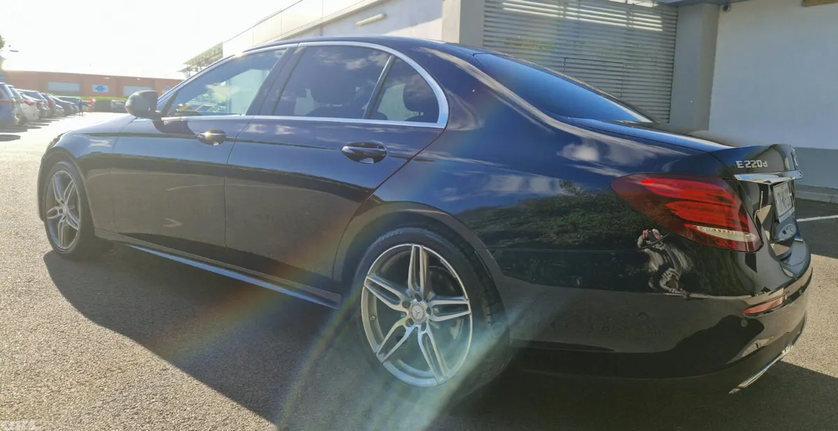 Mercedes-Benz E-Class Saloon, Diesel, 2017, Blue