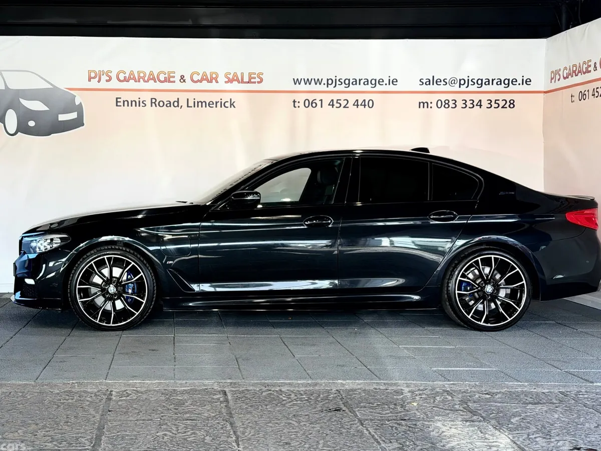 BMW 5-Series Saloon, Petrol Plug-in Hybrid, 2018, Black