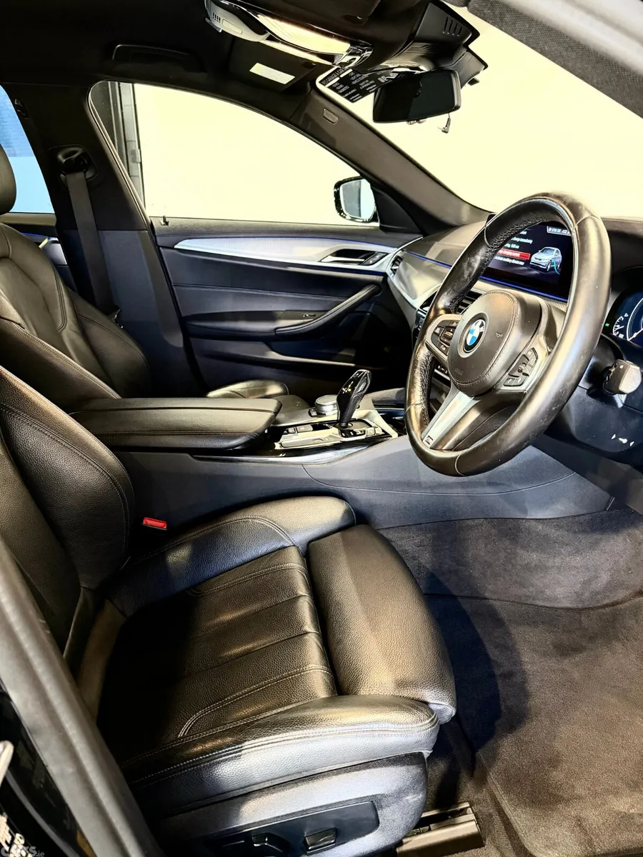 BMW 5-Series Saloon, Petrol Plug-in Hybrid, 2018, Black