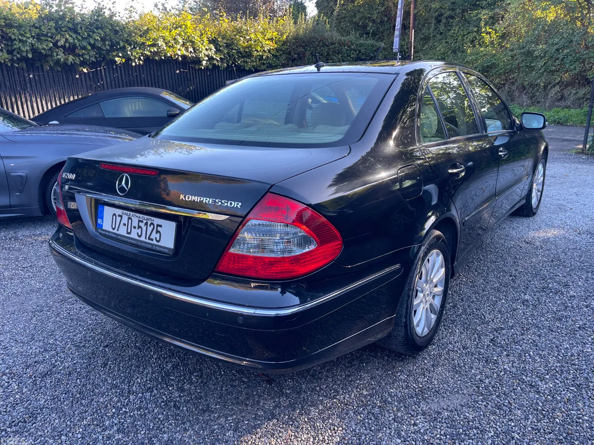 Mercedes-Benz 200 Saloon, Petrol, 2007, Black