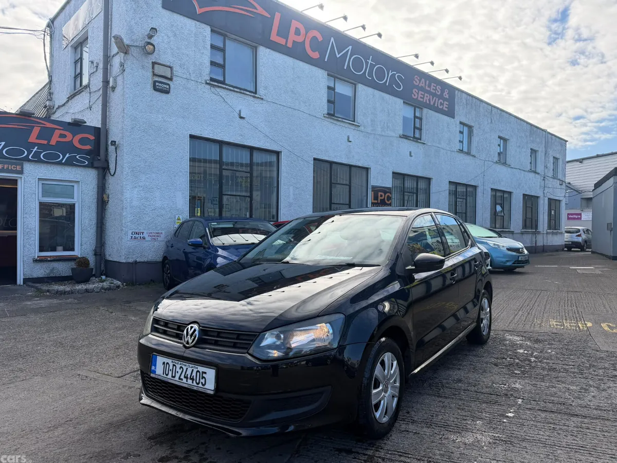 Volkswagen Polo Hatchback, Petrol, 2010, Black
