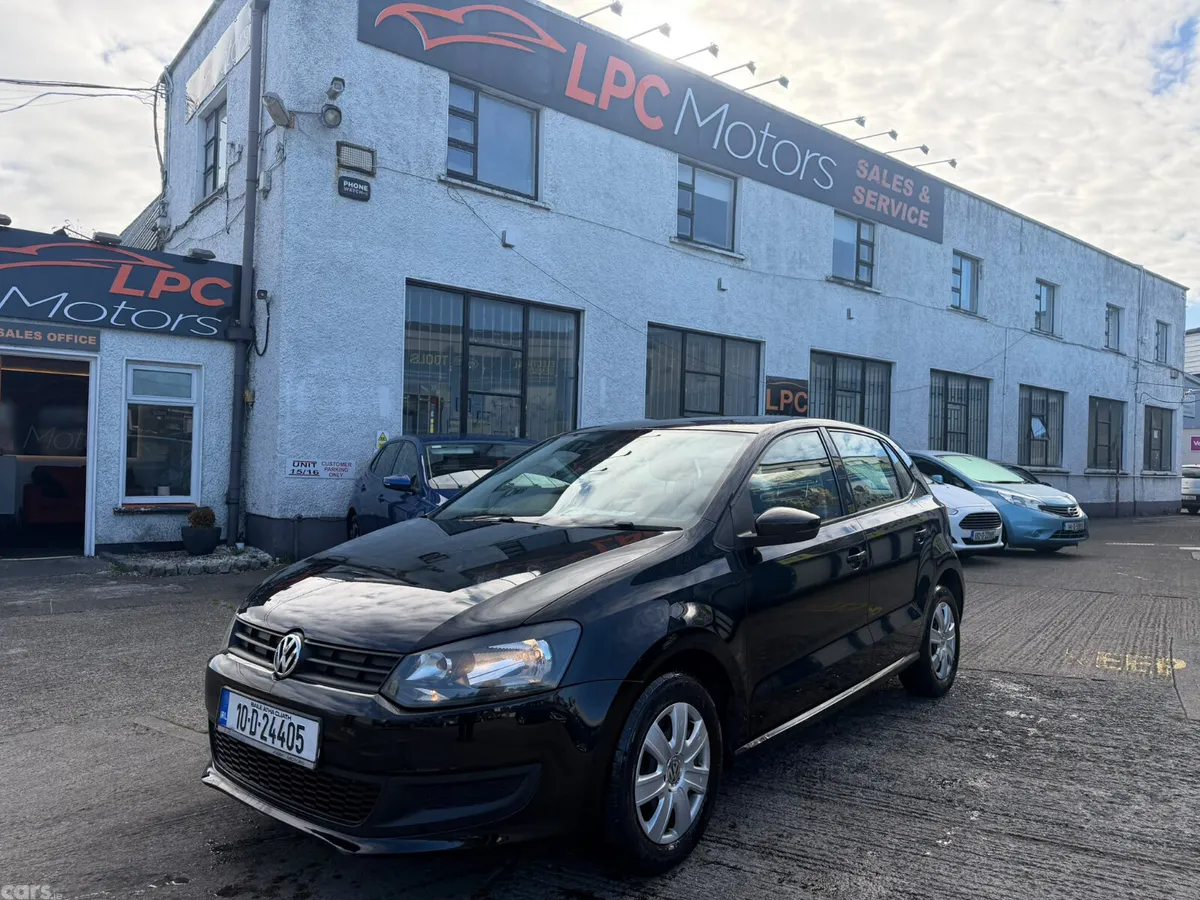 Volkswagen Polo Hatchback, Petrol, 2010, Black