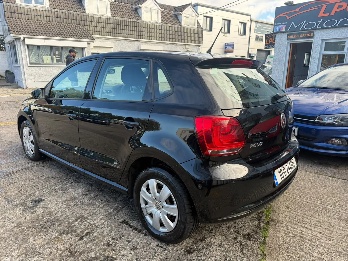 Volkswagen Polo Hatchback, Petrol, 2010, Black