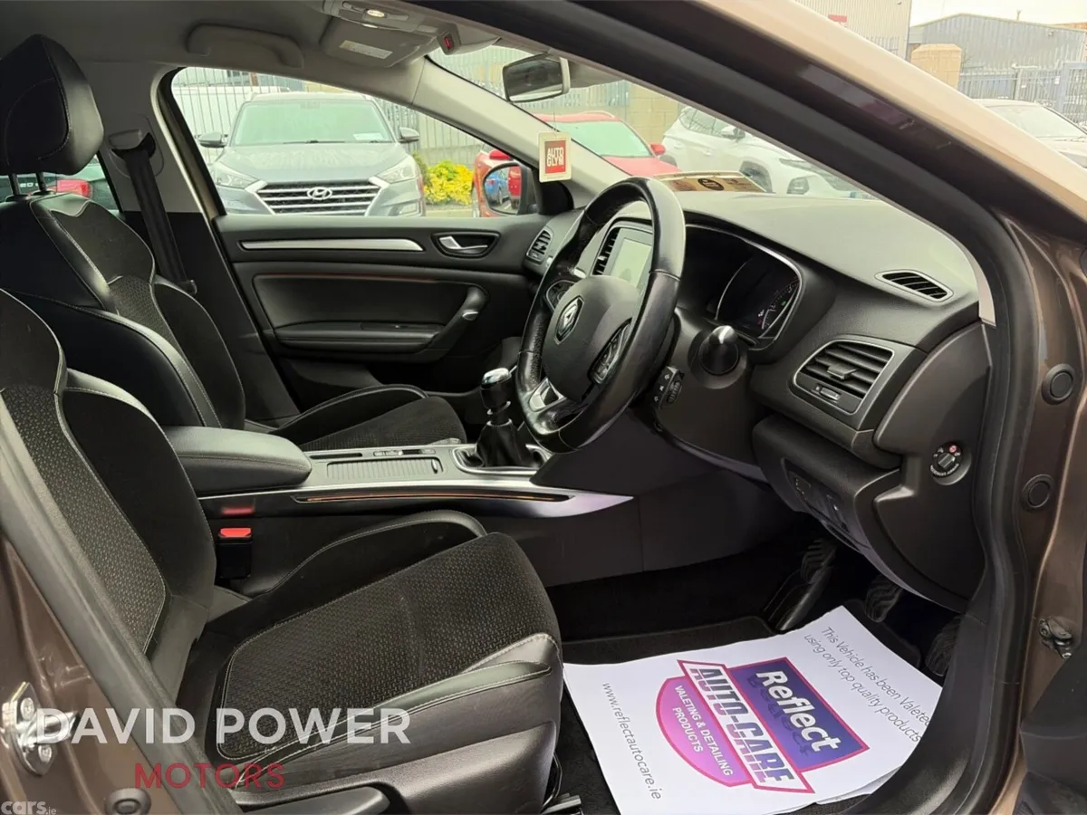 Renault Megane Saloon, Diesel, 2018, Brown