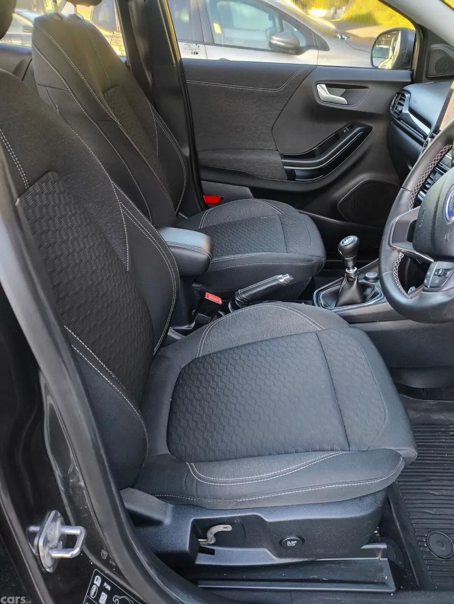 Ford Puma MPV, Petrol Hybrid, 2020, Grey