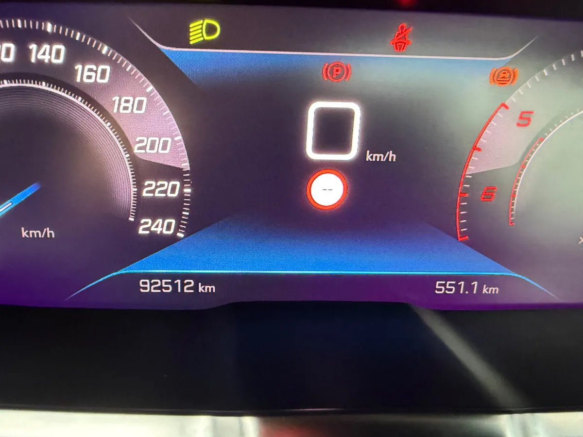 Peugeot 5008 SUV, Diesel, 2021, Grey