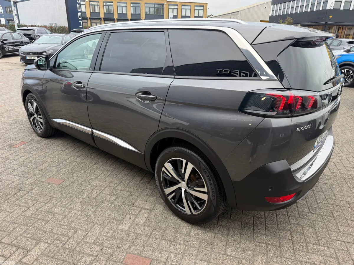 Peugeot 5008 SUV, Diesel, 2021, Grey